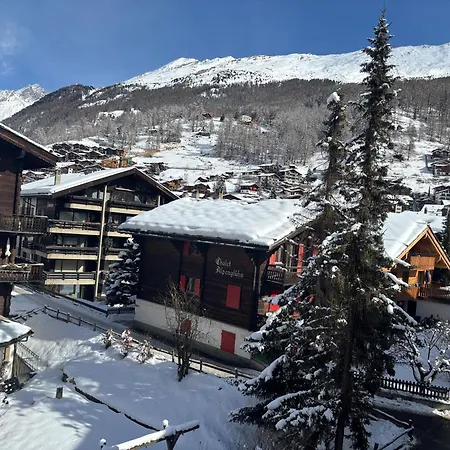 アパート メディ