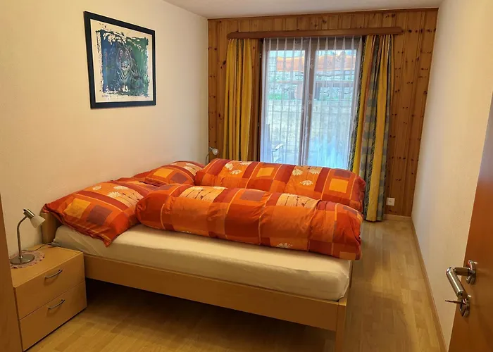 アパート メディ *